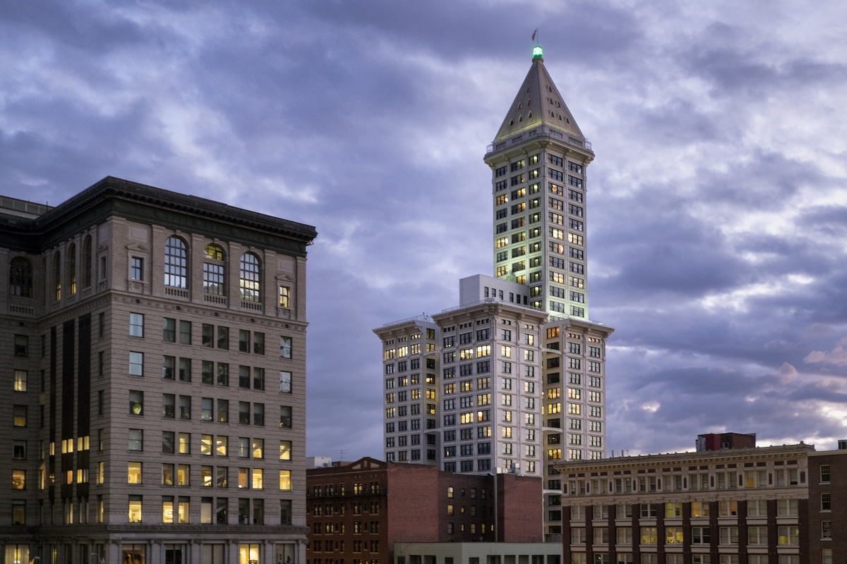 Smith Tower's Concerts on 22