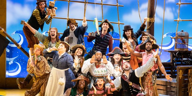 events-opera-pirates-of-penzance